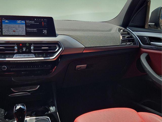 Photo of 2023 Mineral White Metallic BMW X3