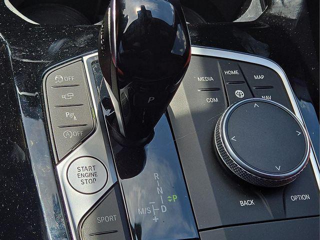 Photo of 2023 Mineral White Metallic BMW X3