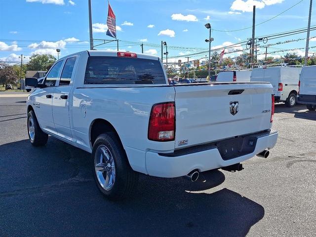 Photo of 2017 Bright White Clearcoat RAM 1500