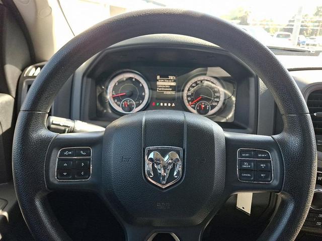 Photo of 2017 Bright White Clearcoat RAM 1500
