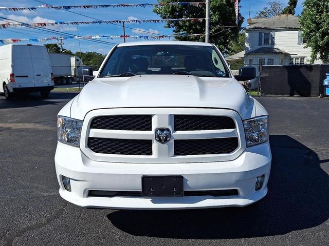 Photo of 2017 Bright White Clearcoat RAM 1500