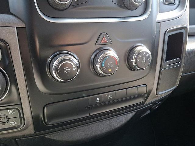 Photo of 2017 Bright White Clearcoat RAM 1500