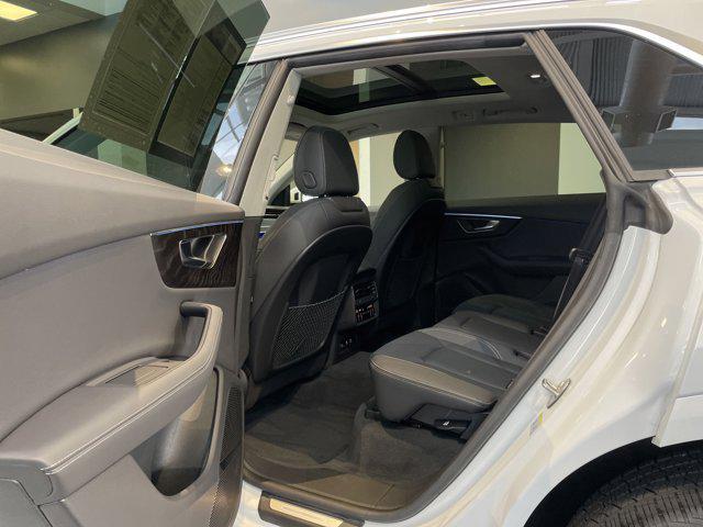 Photo of 2023 Glacier White Metallic Audi Q8