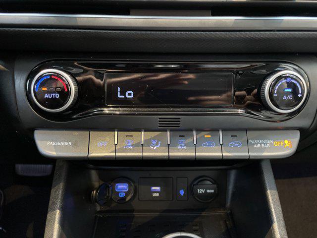 Photo of 2023 Cyber Silver Hyundai KONA
