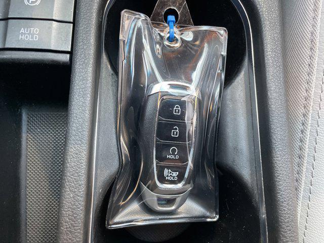 Photo of 2023 Cyber Silver Hyundai KONA