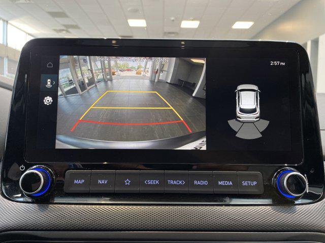 Photo of 2023 Cyber Silver Hyundai KONA