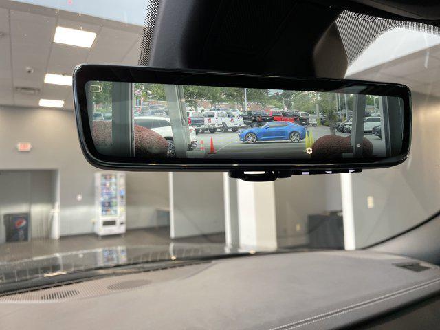 Photo of 2025 Diamond Black Crystal Pearlcoat Jeep Grand Cherokee L