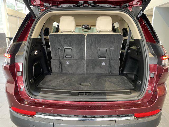 Photo of 2021 Velvet Red Pearlcoat Jeep Grand Cherokee L