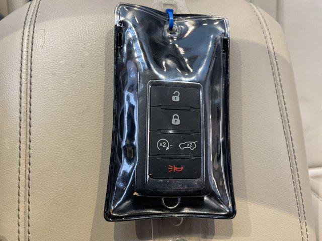 Photo of 2021 Velvet Red Pearlcoat Jeep Grand Cherokee L