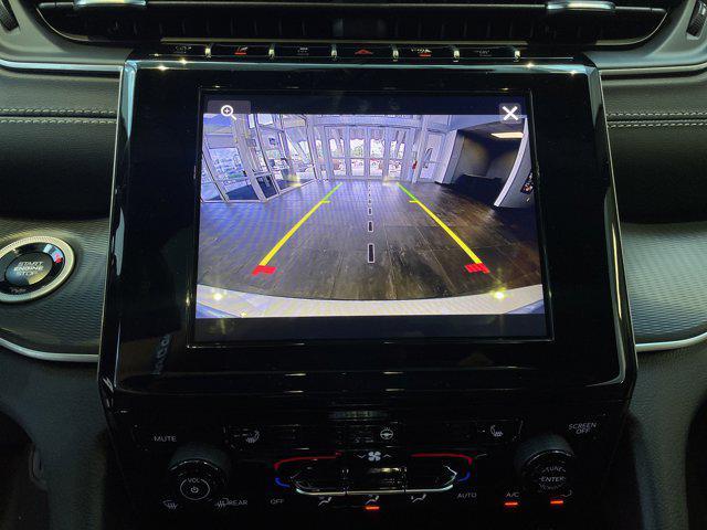 Photo of 2025 Silver Zynith Jeep Grand Cherokee L