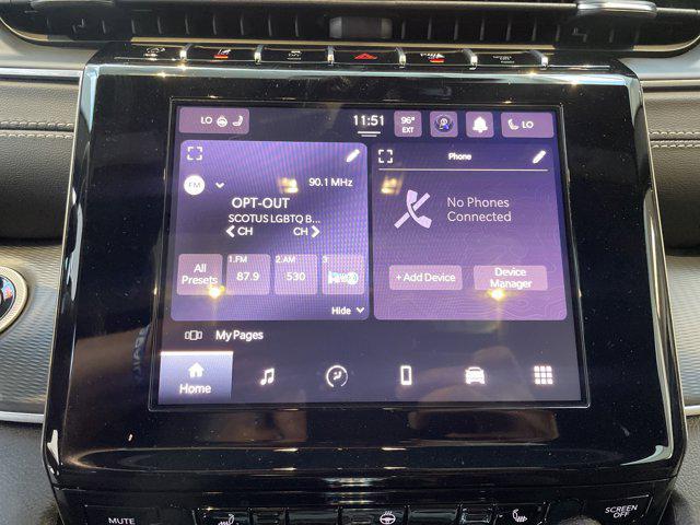 Photo of 2025 Silver Zynith Jeep Grand Cherokee L