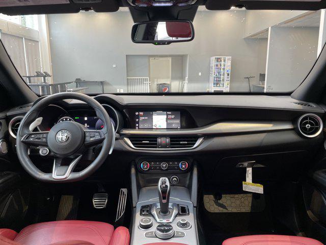 Photo of 2024 Vulcano Black Metallic Alfa Romeo Stelvio