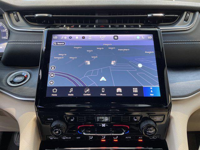 Photo of 2025 Velvet Red Pearlcoat Jeep Grand Cherokee