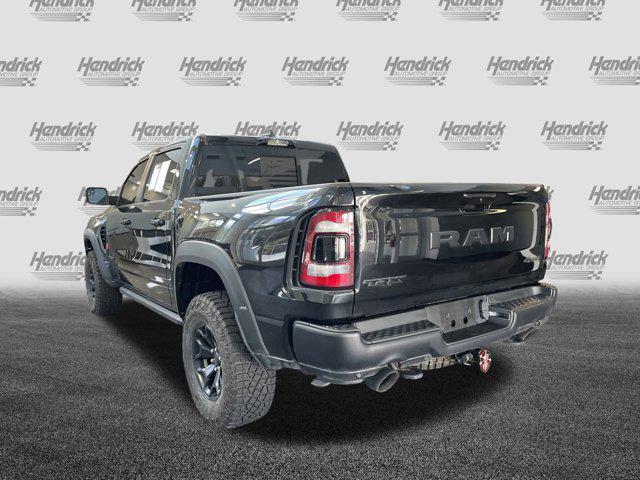 Photo of 2022 Diamond Black Crystal Pearlcoat RAM 1500