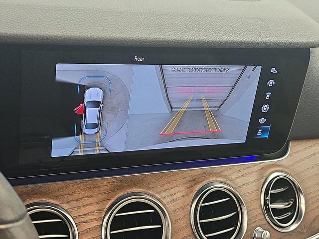 Photo of 2023 White Mercedes-Benz E-Class