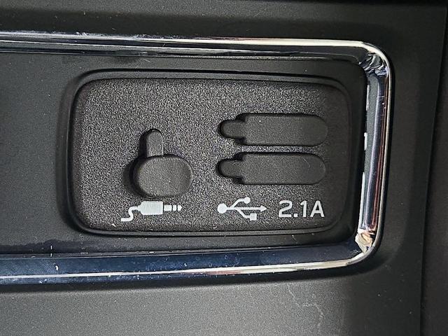 Photo of 2019 Tan Subaru Ascent
