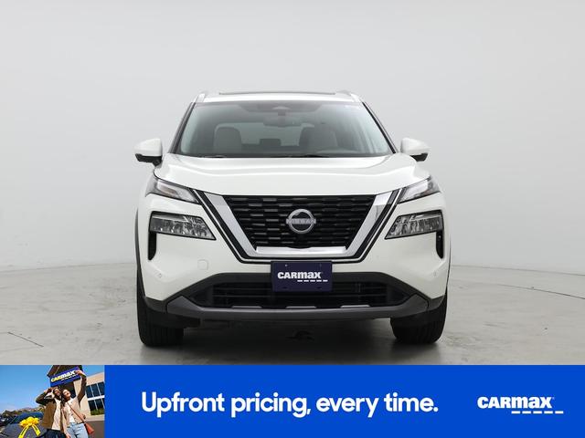 Photo of 2023 White Nissan Rogue