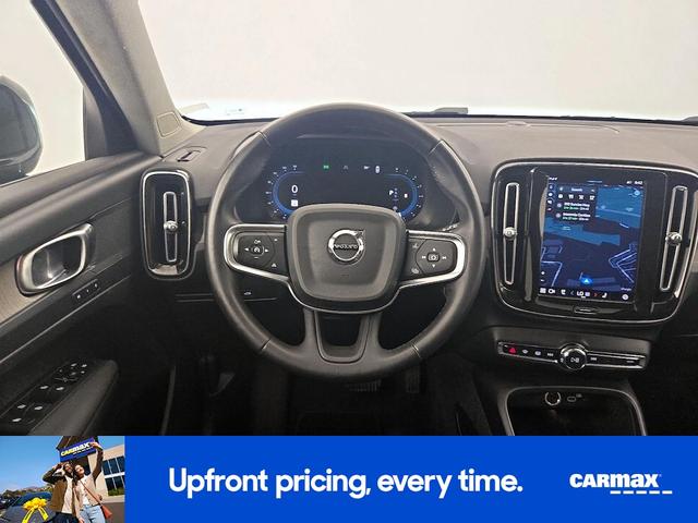 Photo of 2023 Black Volvo XC40