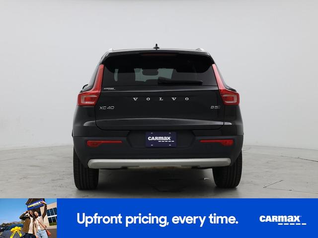 Photo of 2023 Black Volvo XC40