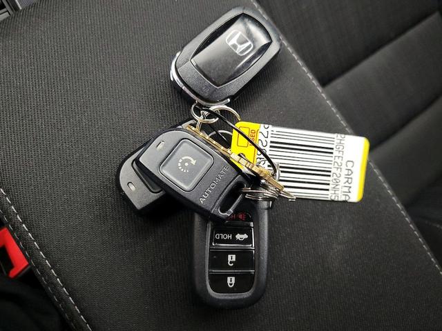 Photo of 2022 Gray Honda Civic