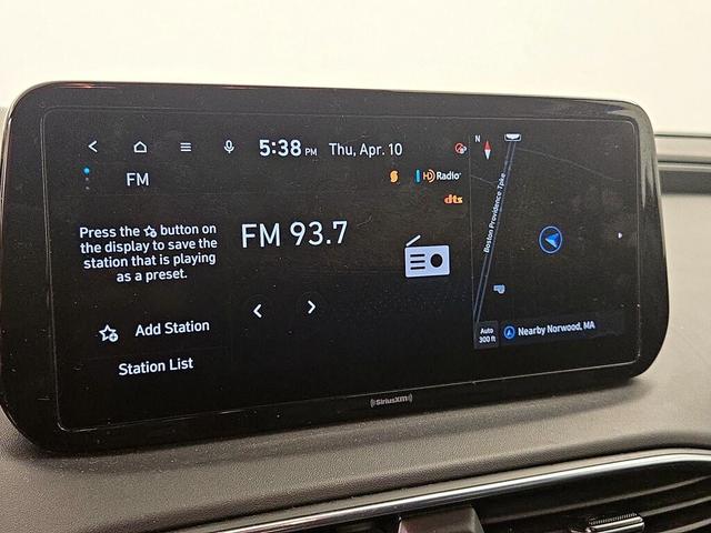 Photo of 2023 Gray Hyundai SANTA FE