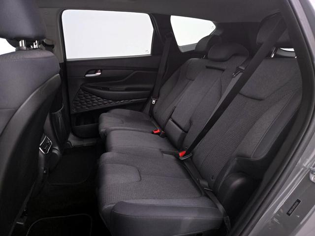 Photo of 2023 Gray Hyundai SANTA FE