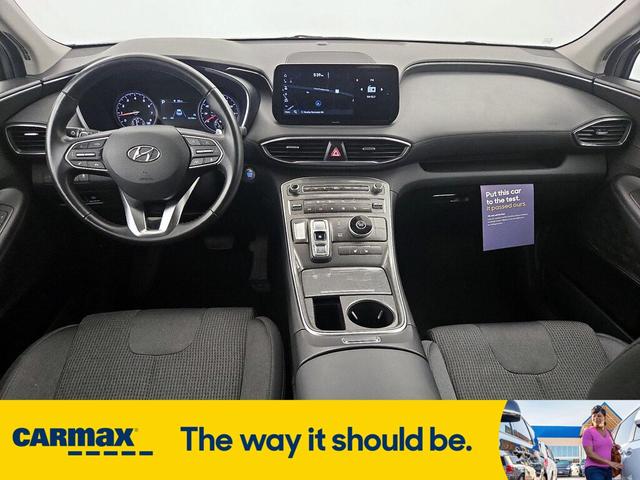 Photo of 2023 Gray Hyundai SANTA FE