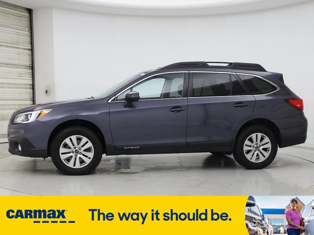 Photo of 2016 Gray Subaru Outback