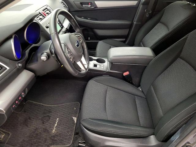Photo of 2016 Gray Subaru Outback