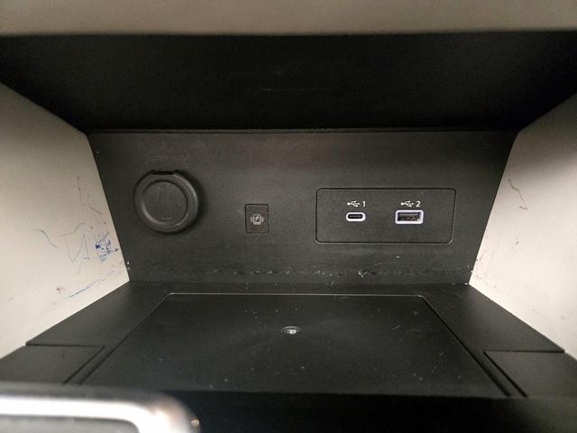 Photo of 2023 Green Nissan Pathfinder