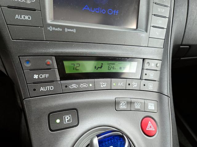 Photo of 2013 Gray Toyota Prius