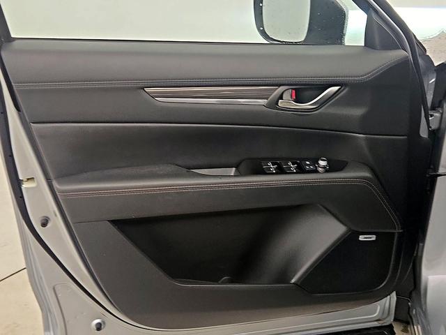 Photo of 2023 Silver Mazda CX-5