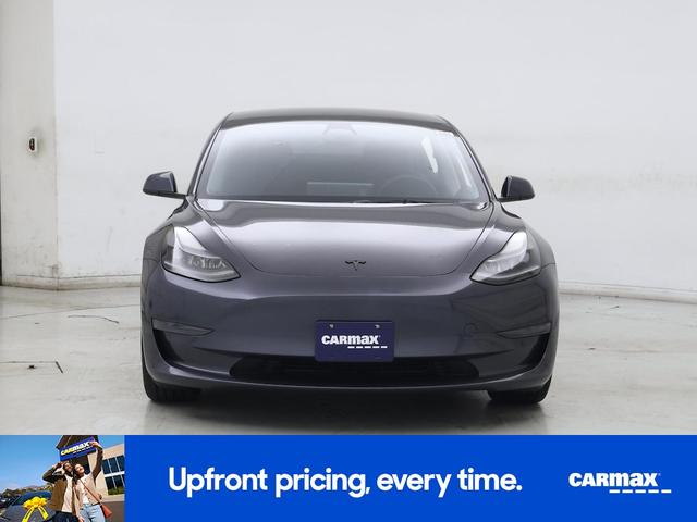 Photo of 2023 Gray Tesla Model 3