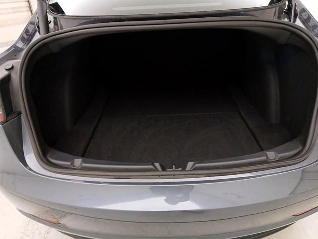 Photo of 2023 Gray Tesla Model 3