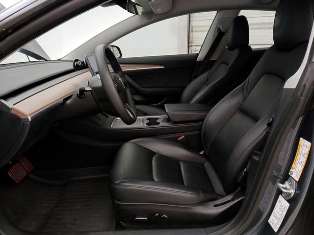 Photo of 2023 Gray Tesla Model 3