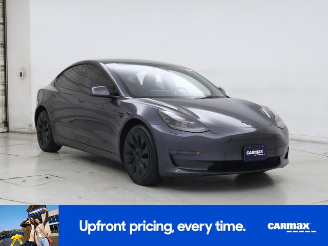 Photo of 2023 Gray Tesla Model 3