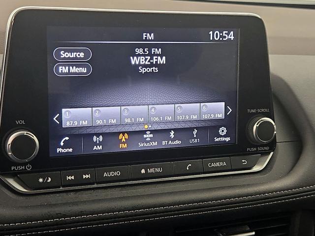 Photo of 2023 Gray Nissan Rogue