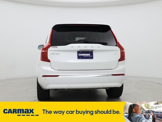 Photo of 2023 White Volvo XC90 Recharge Plug-In Hybrid