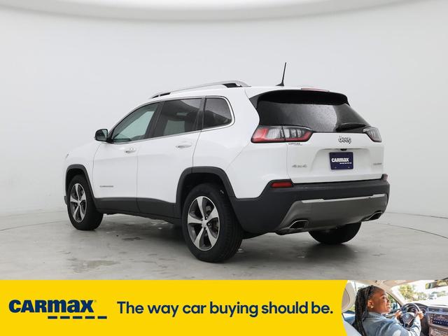 Photo of 2019 White Jeep Cherokee