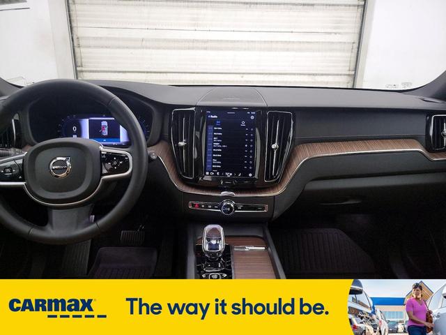 Photo of 2023 Black Volvo XC60