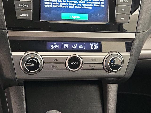 Photo of 2019 Gray Subaru Outback