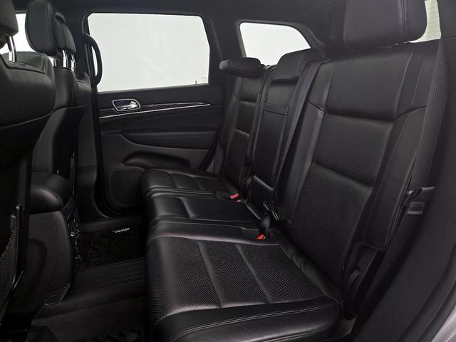 Photo of 2018 Silver Jeep Grand Cherokee
