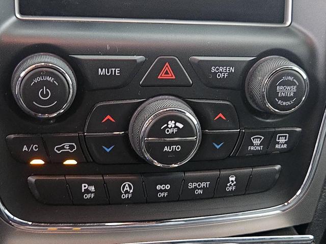 Photo of 2018 Silver Jeep Grand Cherokee