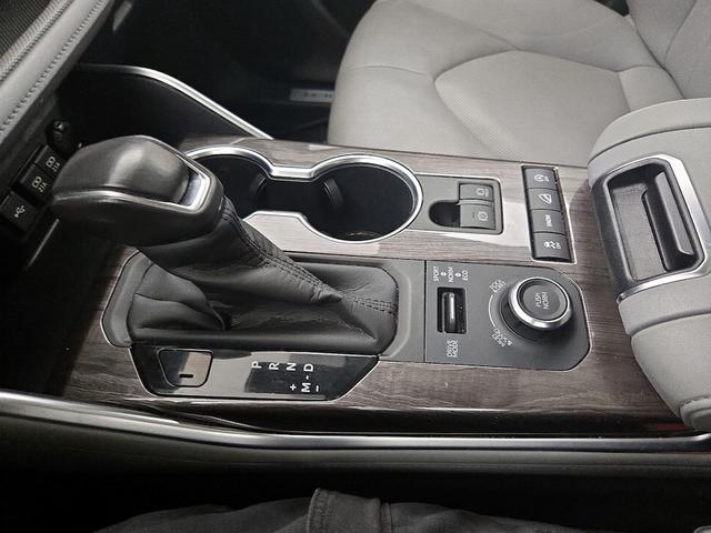 Photo of 2020 Blue Toyota Highlander