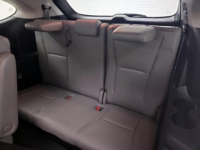 Photo of 2020 Blue Toyota Highlander