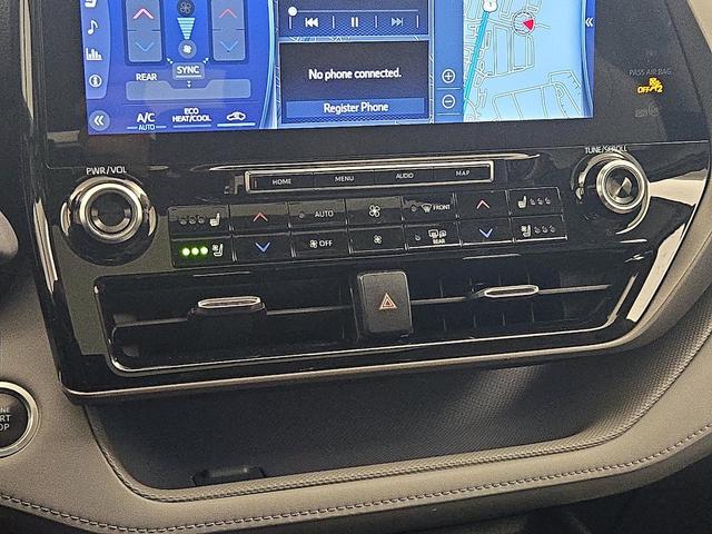 Photo of 2020 Blue Toyota Highlander