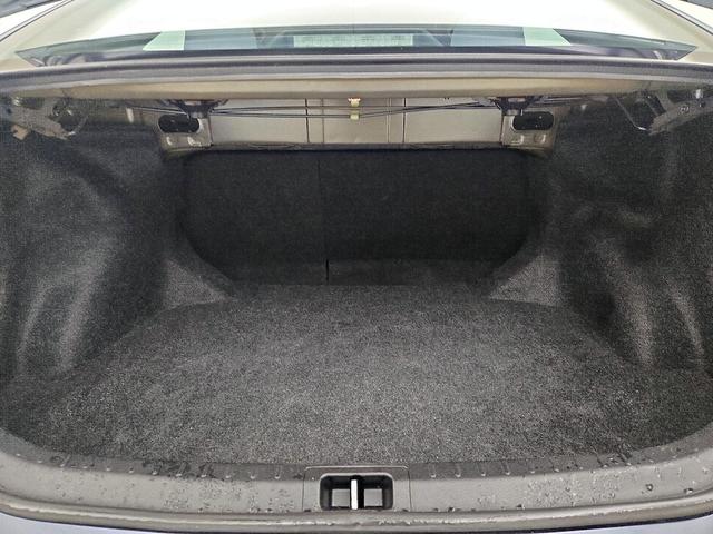 Photo of 2017 Gray Toyota Corolla