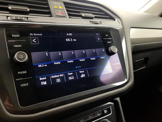 Photo of 2019 Blue Volkswagen Tiguan