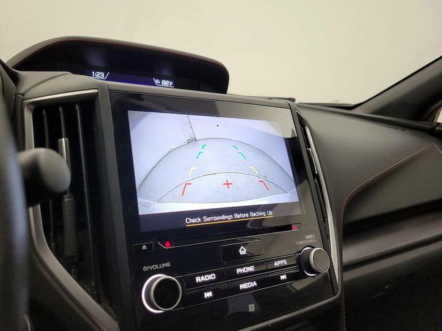 Photo of 2022 White Subaru Impreza