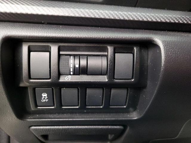 Photo of 2022 White Subaru Impreza
